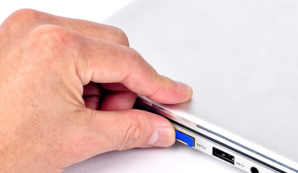 USB Port Blocker Notebook ล็อกด้วยมือ | NJ TECH